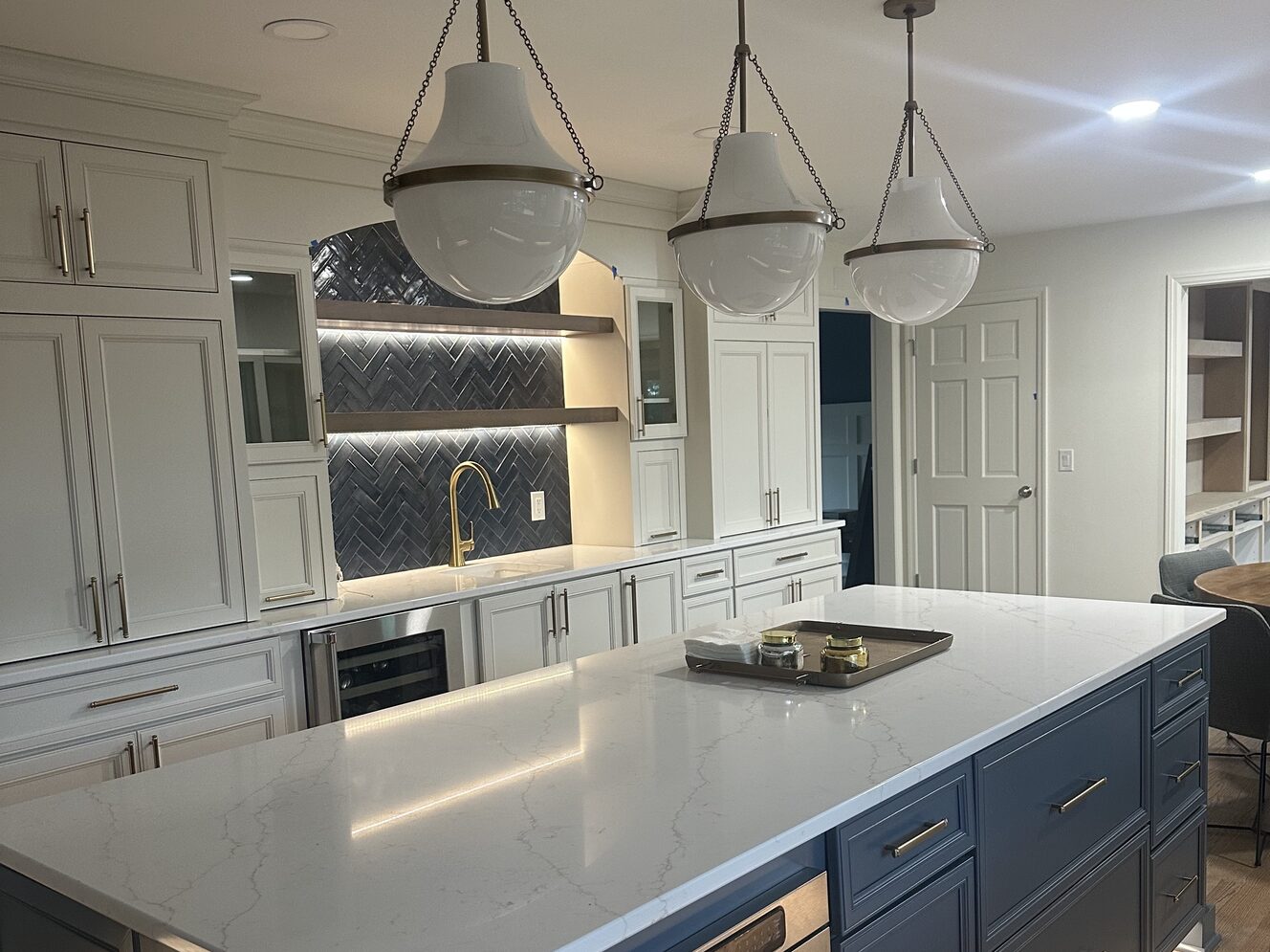 Custom remodeled kitchen by DeLoa & Sons